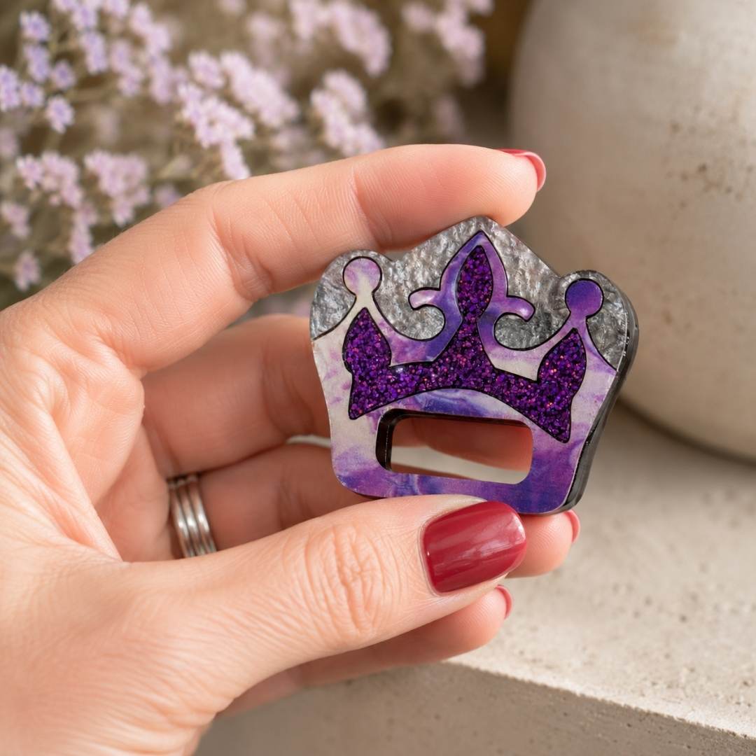 Crown - Dual Layer Glasses Brooch