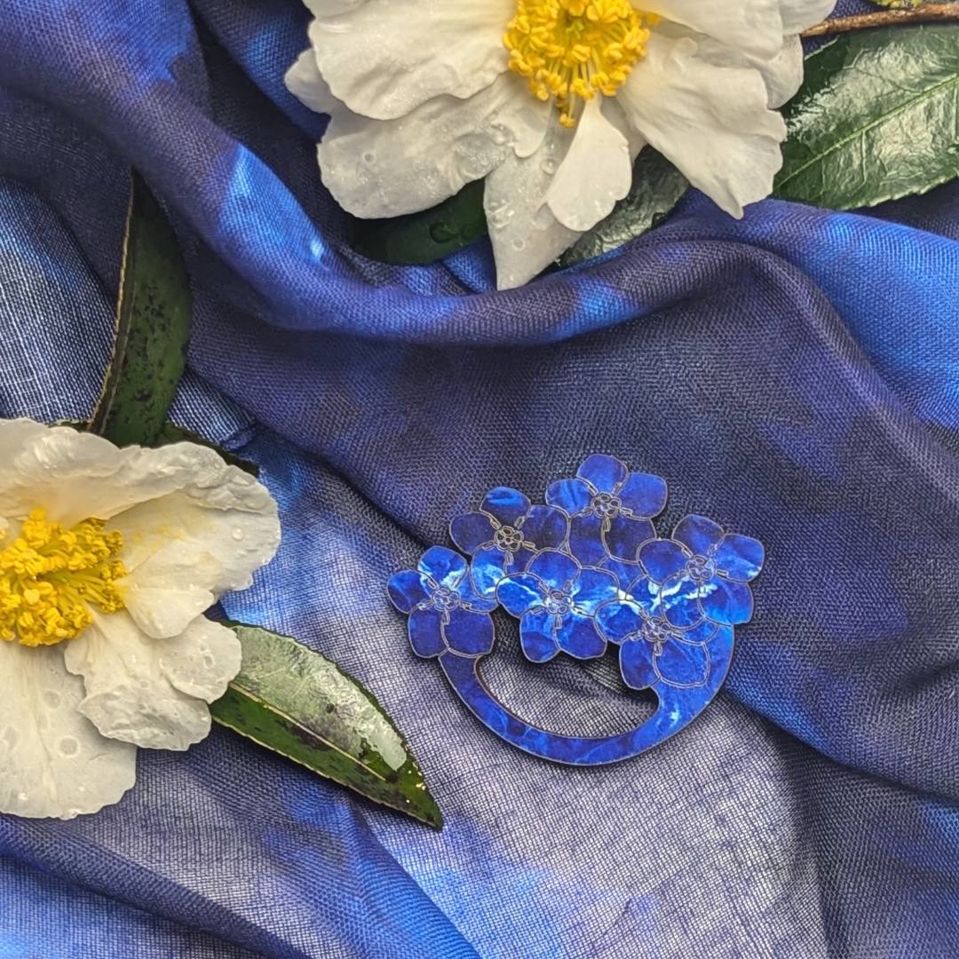 Forget Me Not Glasses Brooch