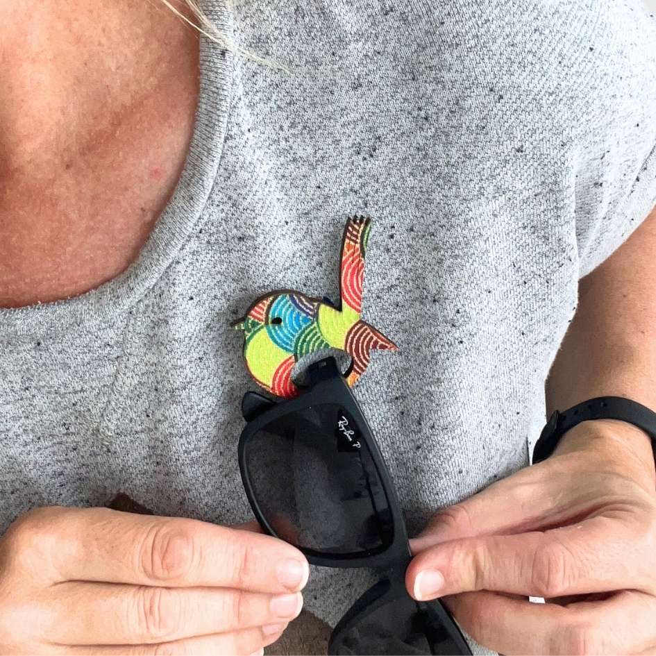Blue Wren Glasses Brooch (9 Colors)