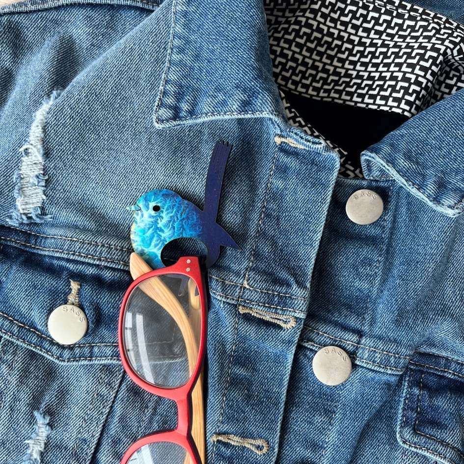 Blue Wren Glasses Brooch (9 Colors)