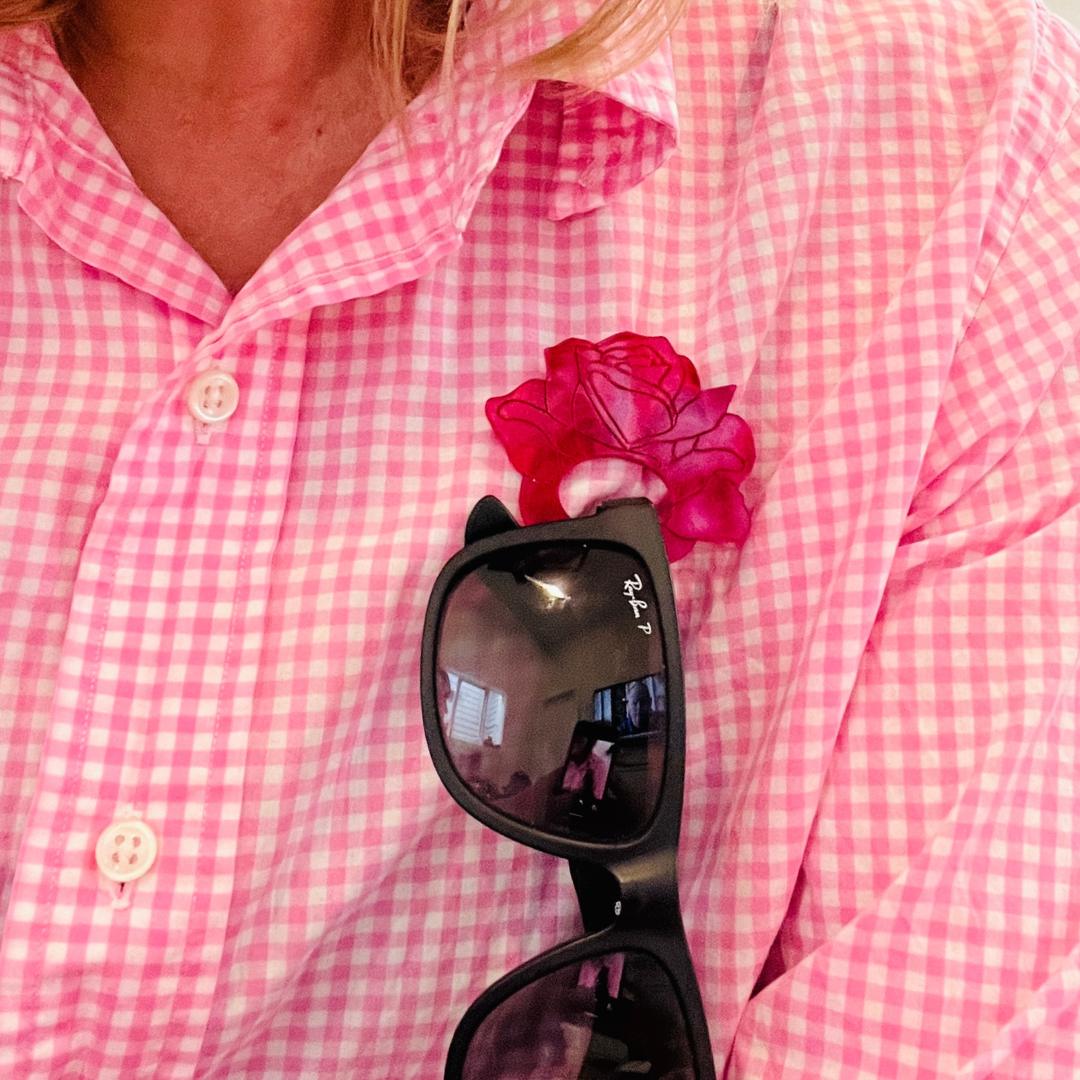 Rose Glasses Brooch (3 Colors)