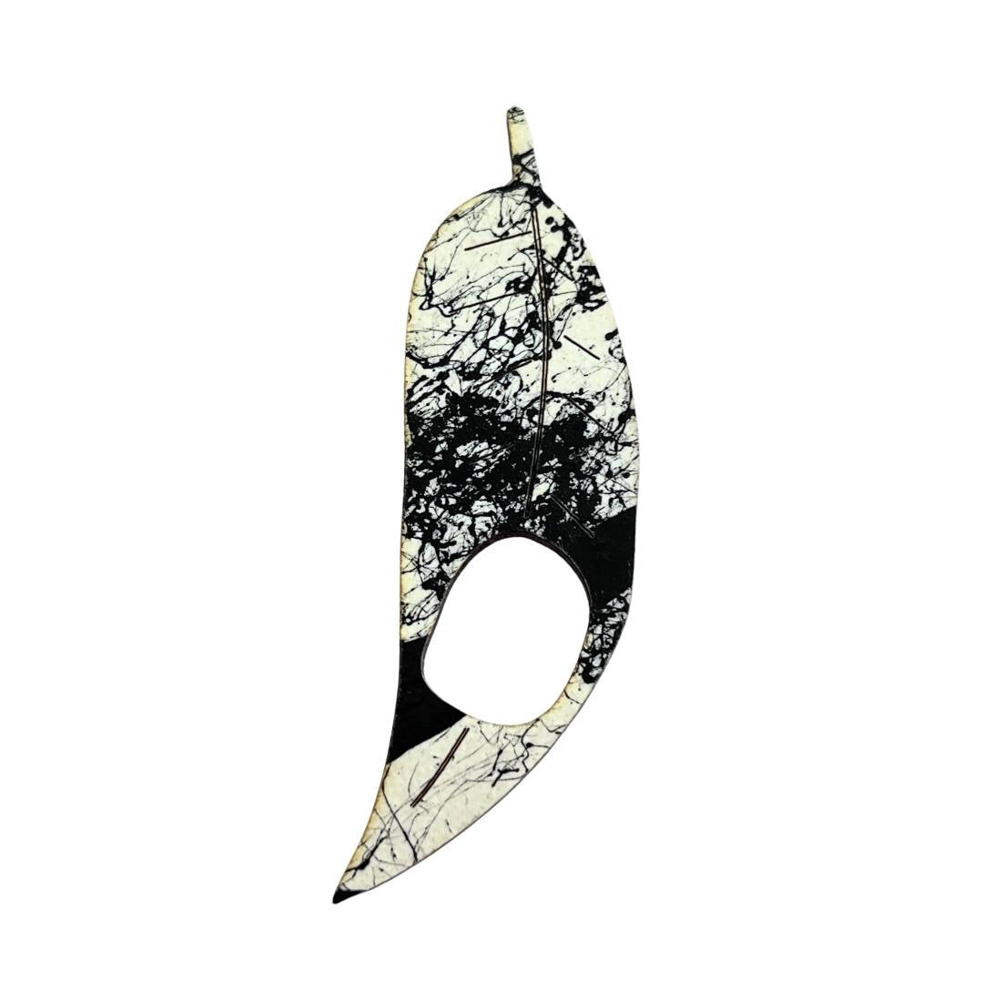 Gum Leaf Glasses Brooch (8 Colors)