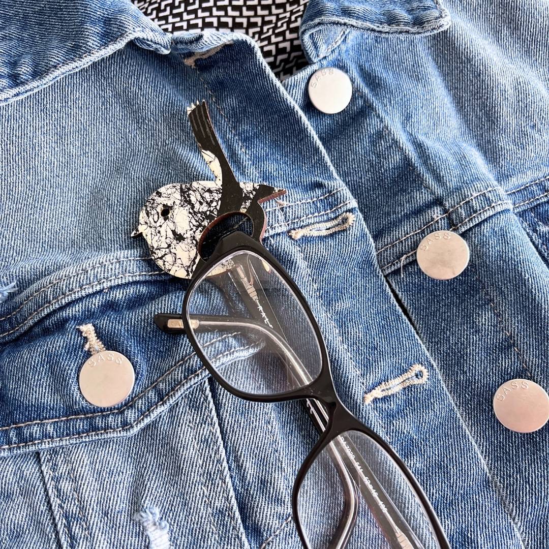 Blue Wren Glasses Brooch (9 Colors)