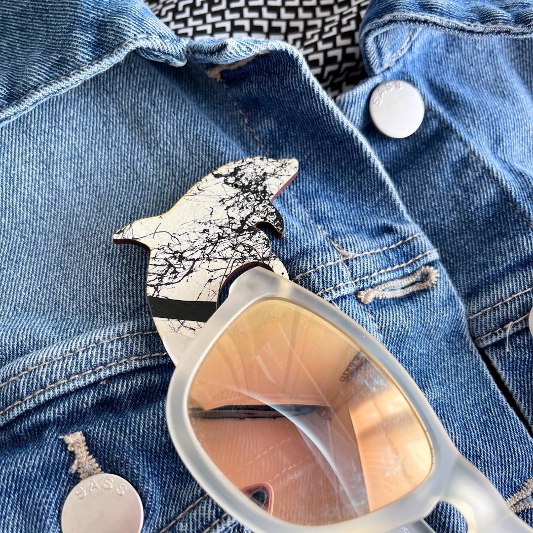 Dolphin Glasses Brooch (7 Colors)