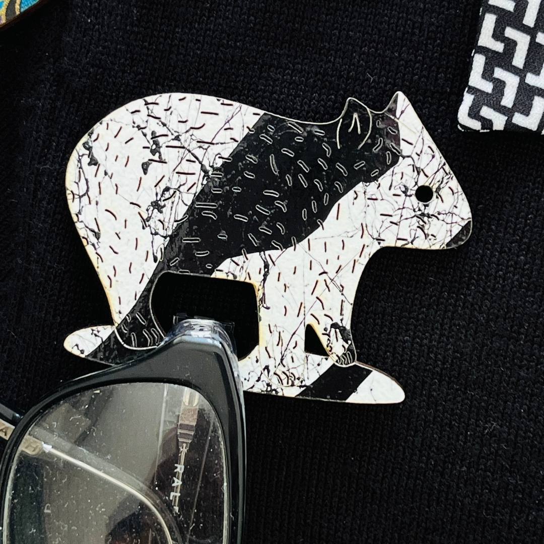 Wombat Glasses Brooch (5 Colors)