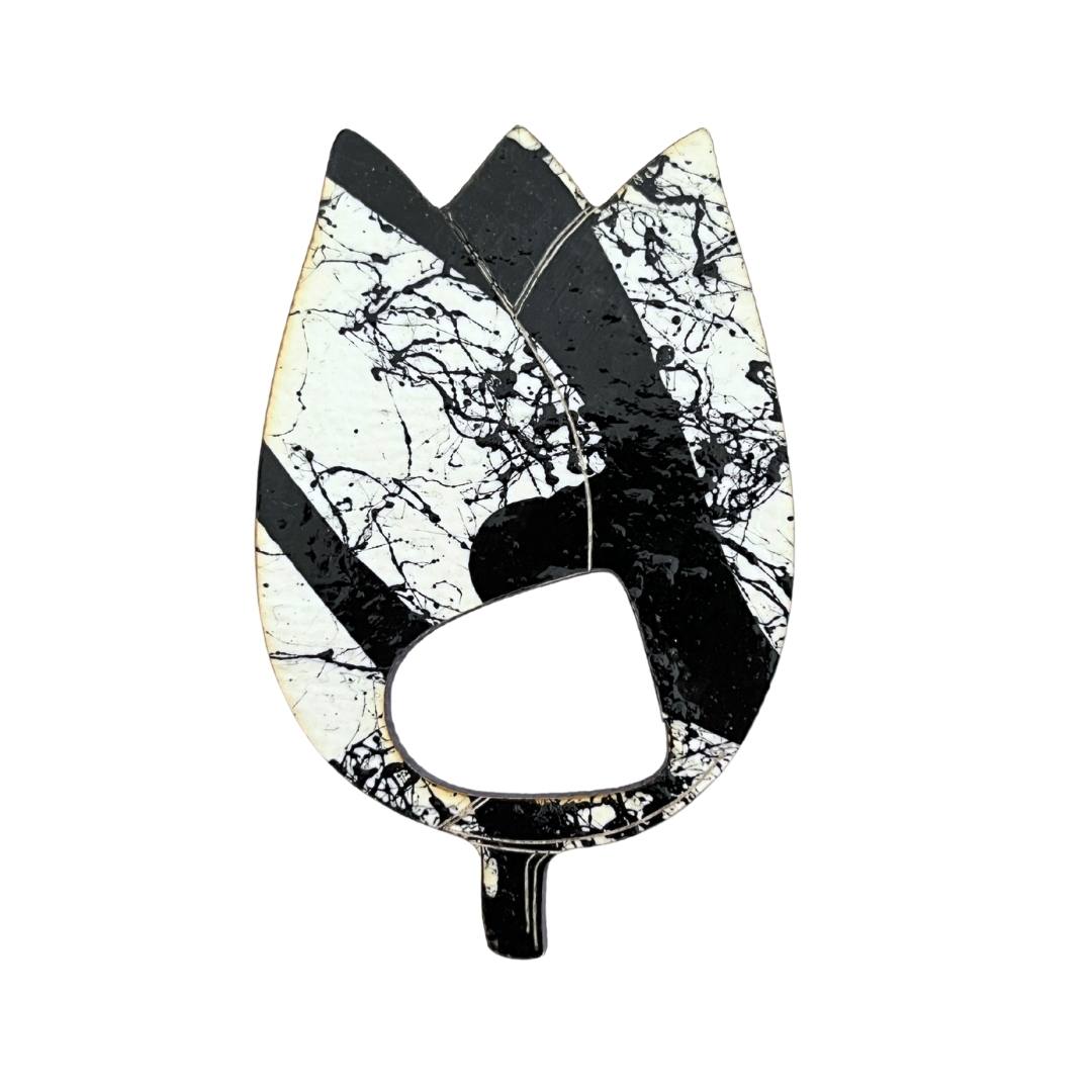 Tulip Glasses Brooch (5 Colors)