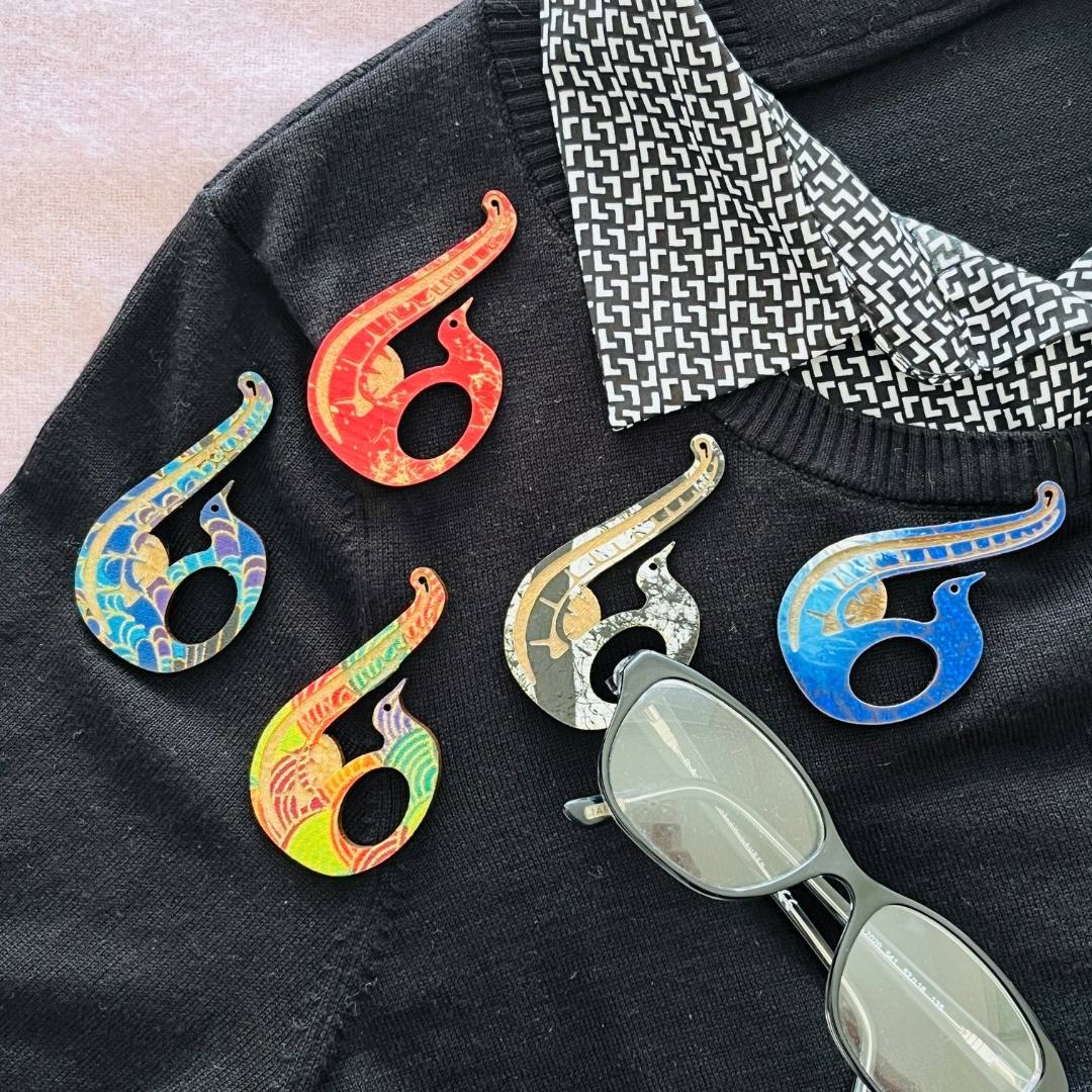 Lyrebird Glasses Brooch (5 Colors)