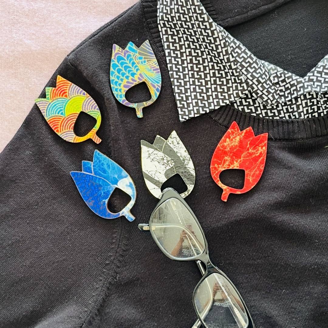 Tulip Glasses Brooch (5 Colors)