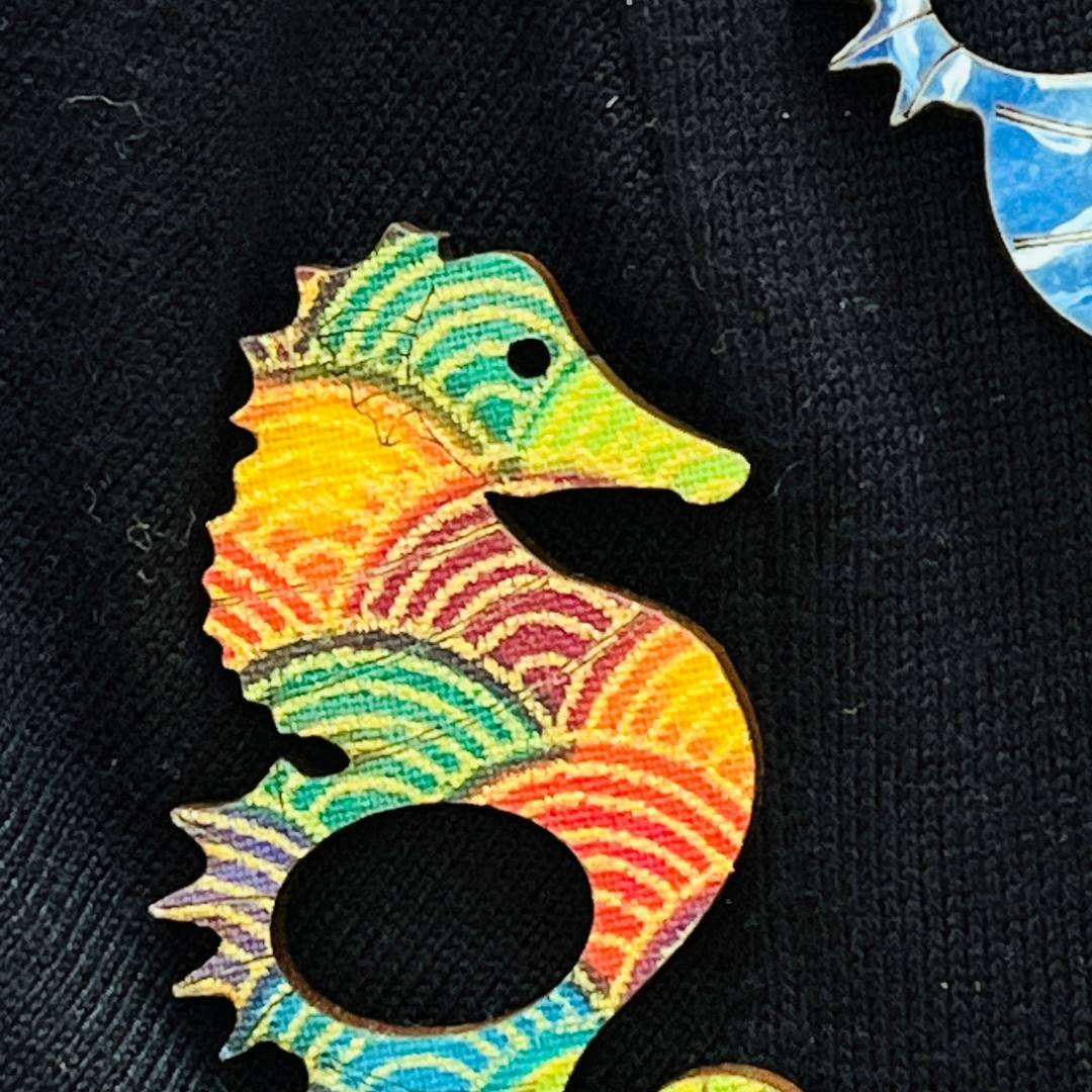 Seahorse Glasses Brooch (5 Colors)