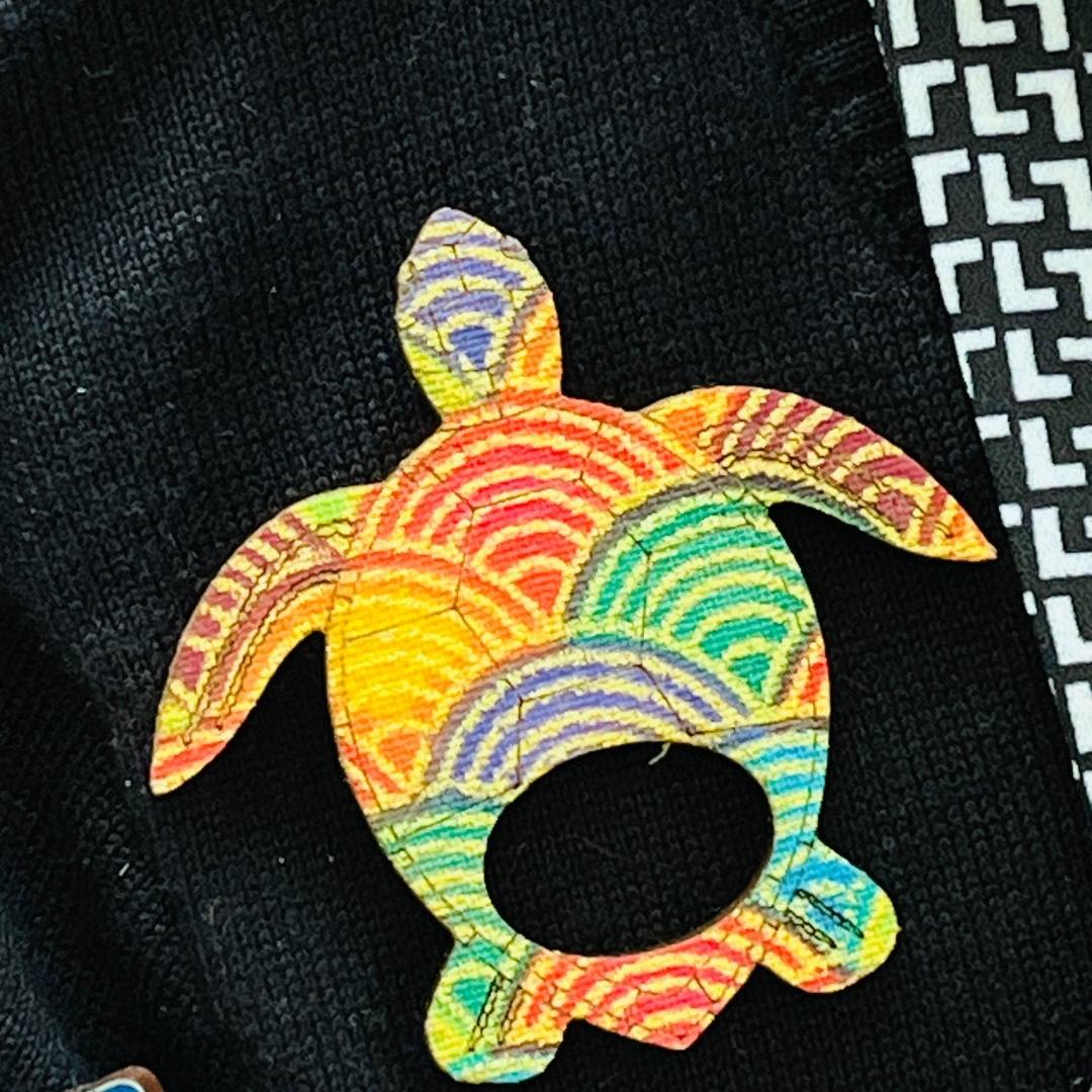 Turtle Glasses Brooch (5 Colors)