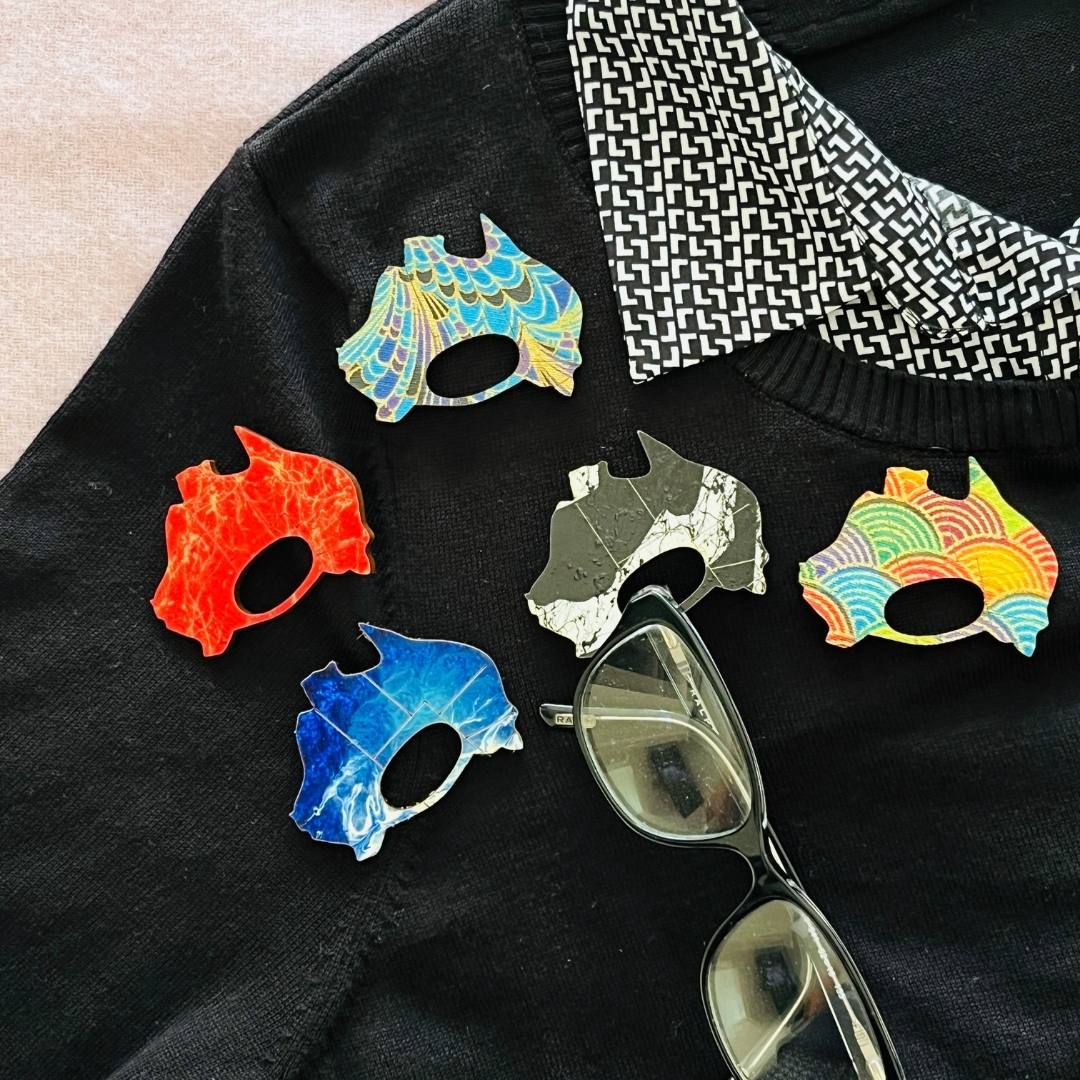 Australia Glasses Brooch (5 Colors)
