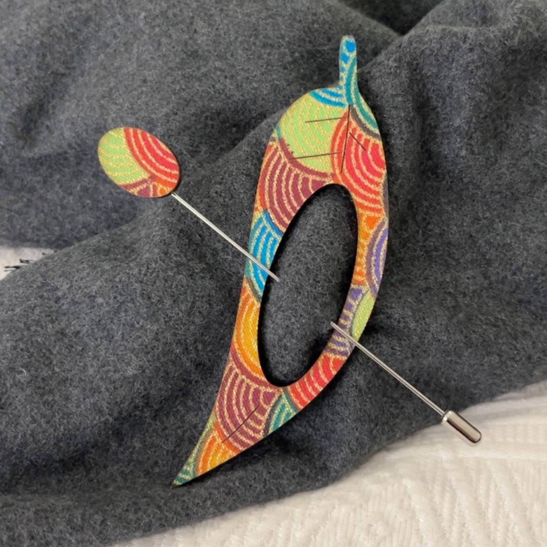 Gum Leaf Scarf Pin (3 Colors)