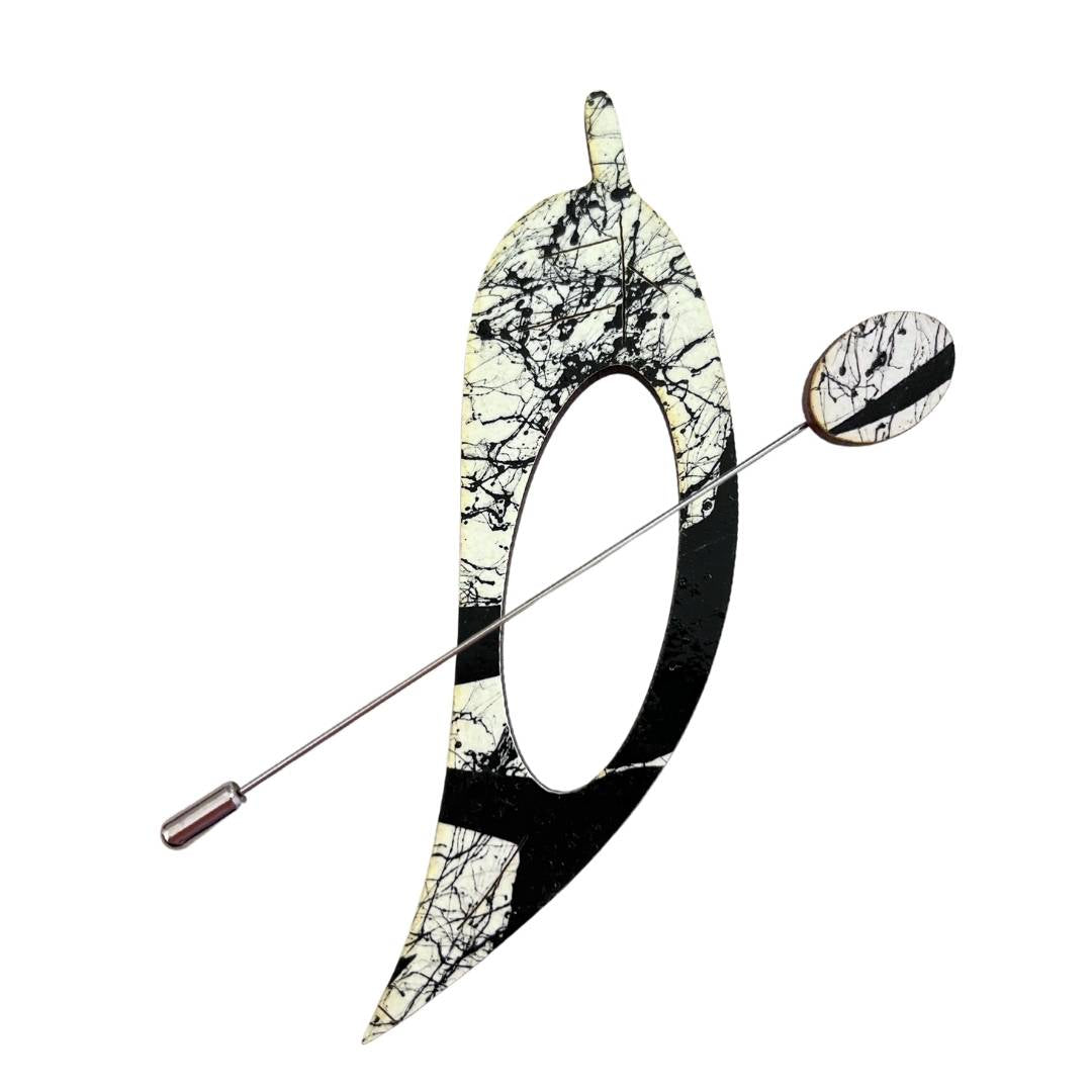 Gum Leaf Scarf Pin (3 Colors)