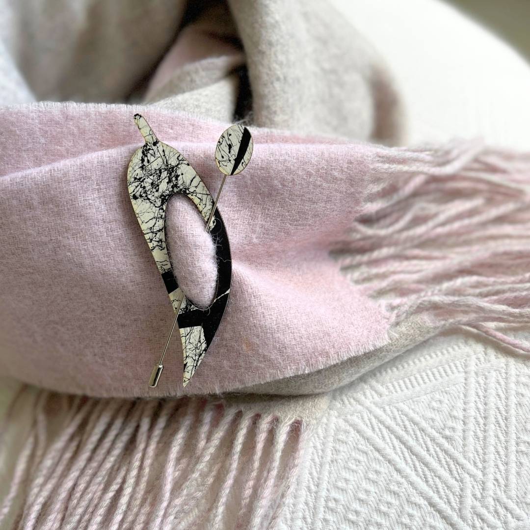 Gum Leaf Scarf Pin (3 Colors)