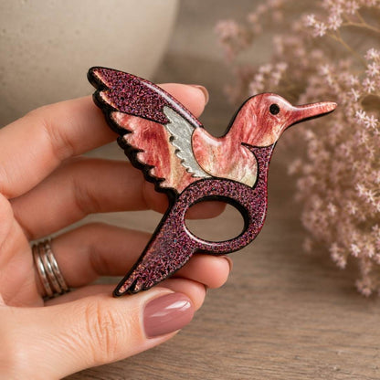 Hummingbird - Dual Layer Glasses Brooch