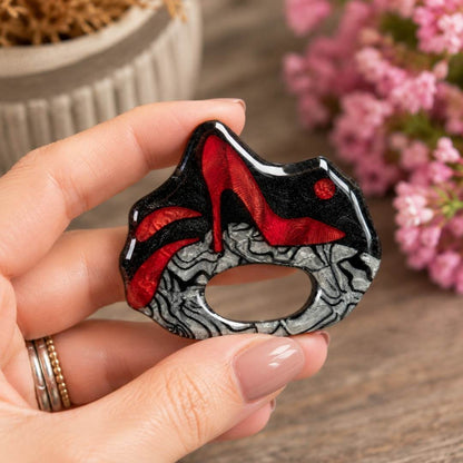 High Heel Shoe - Dual Layer Glasses Brooch