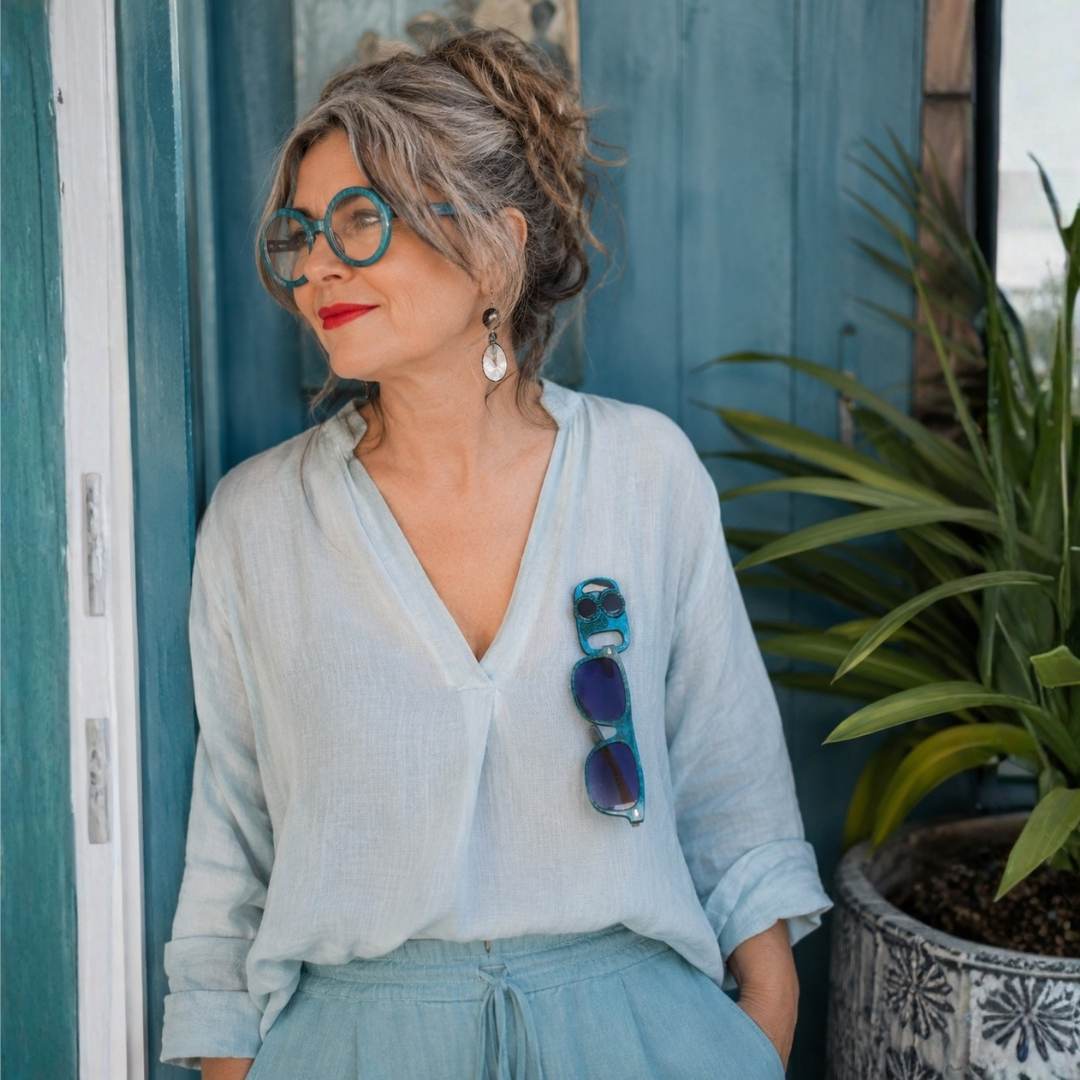 Face No Lips - Dual Layer Glasses Brooch