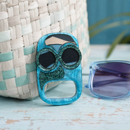 Face No Lips - Dual Layer Glasses Brooch