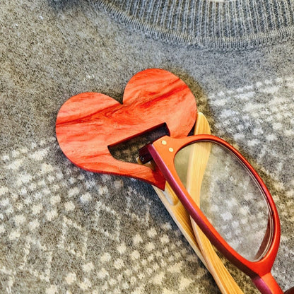 Heart Glasses Brooch (Pink Pearl Acrylic)