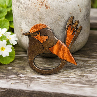 Bronze Wren - Dual Layer Glasses Brooch