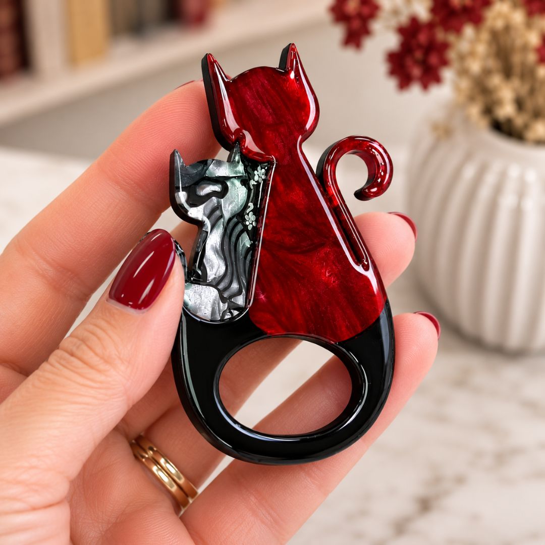 Forever Friends Cats - Dual Layer Glasses Brooch