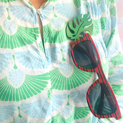 Monstera Leaf Glasses Brooch