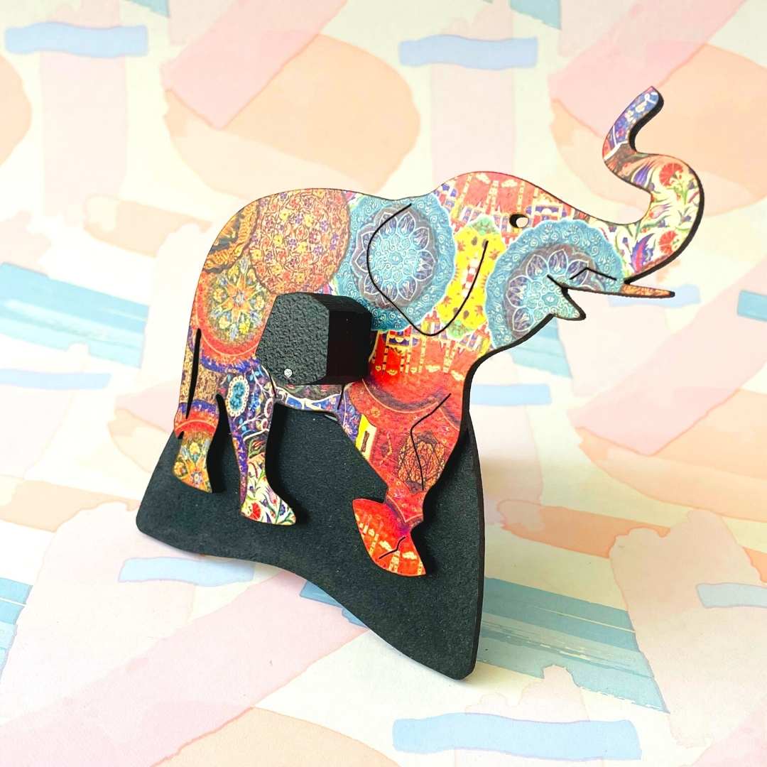 Elephant Glasses Stand