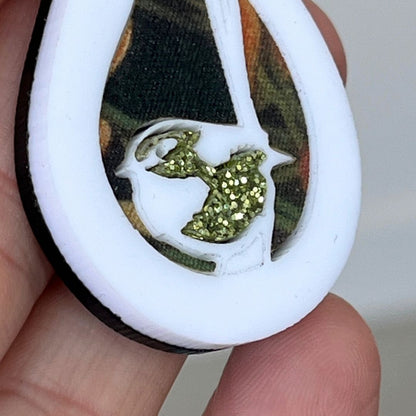 Green 'Rain Wren' Pendant (FREE Brooch)