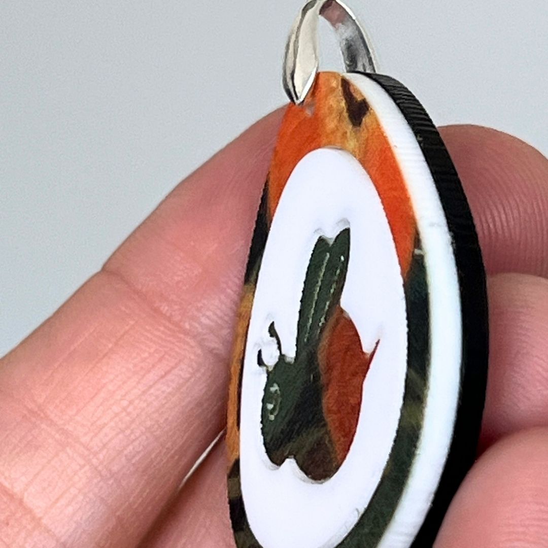 Green 'Teardrop Bee' Pendant (FREE Brooch)