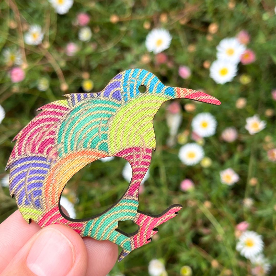 Kiwi Glasses Brooch (4 Colors)