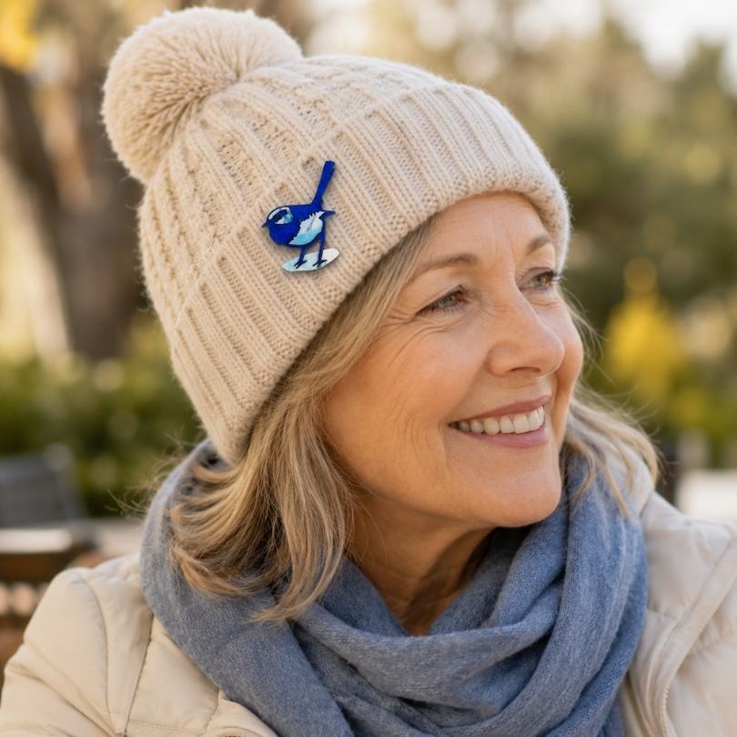 'Mid-Blue Wren' Magnetic Brooch