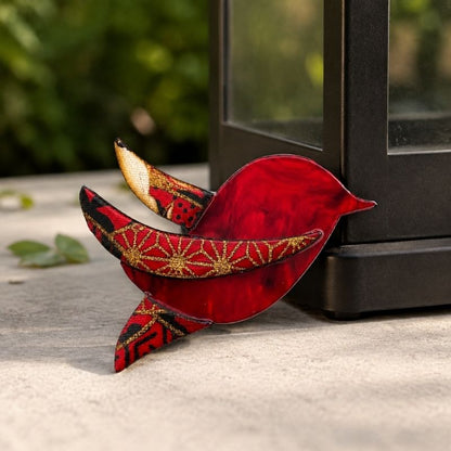 'Red Robin' Magnetic Brooch