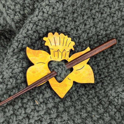 Daffodil Scarf Pin