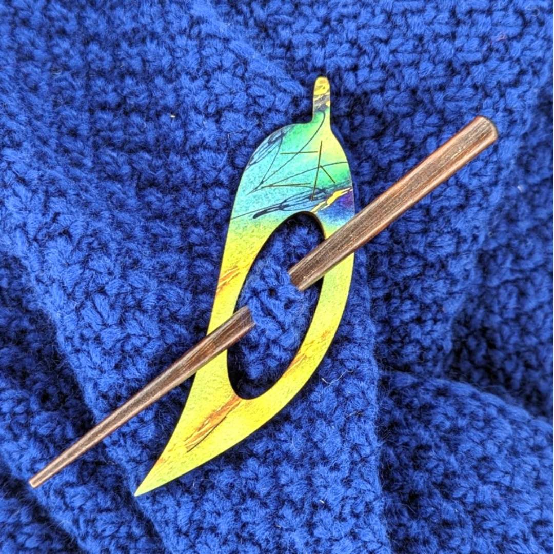 Gum Leaf Scarf Pin