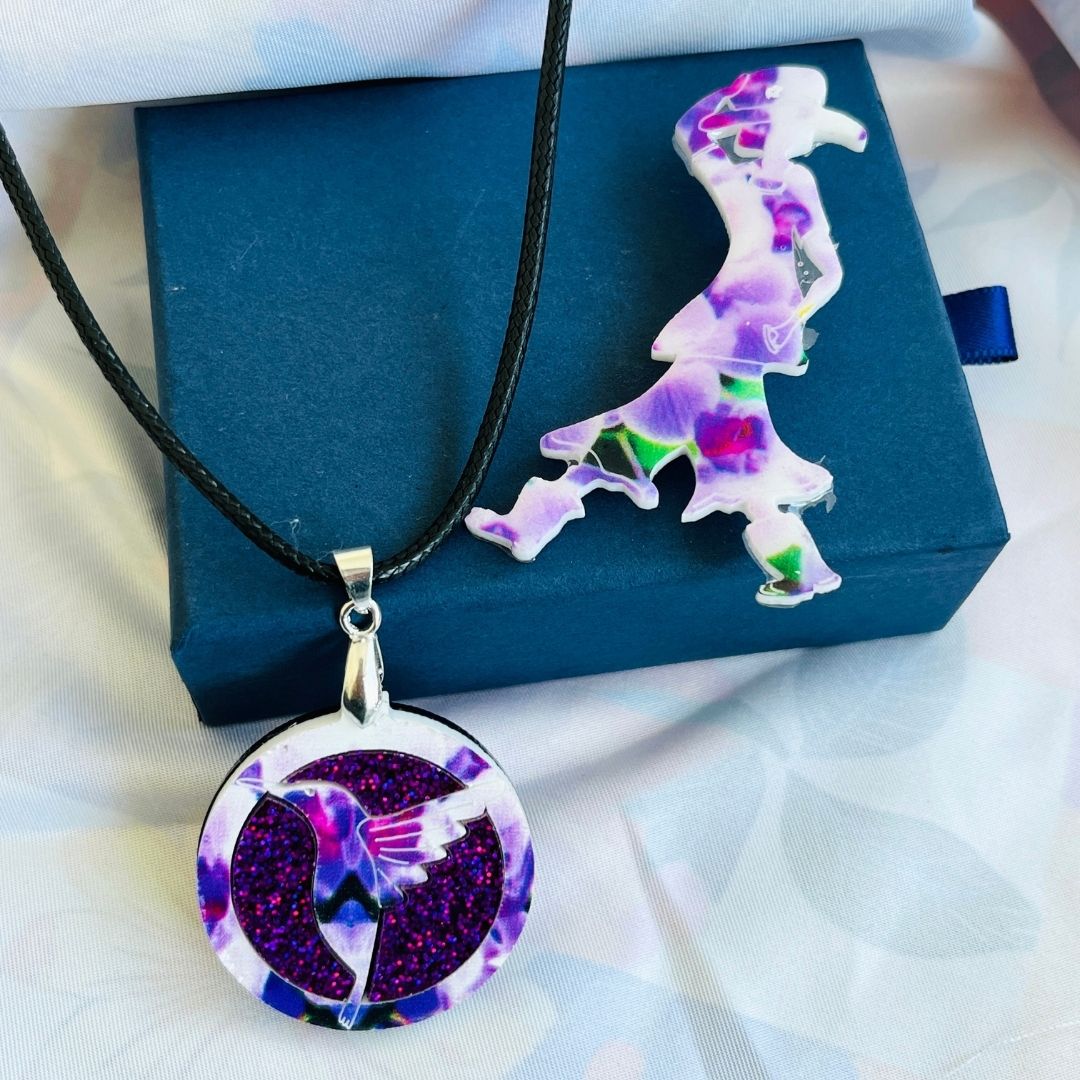 Pink 'Round Humma' Pendant (FREE Brooch)