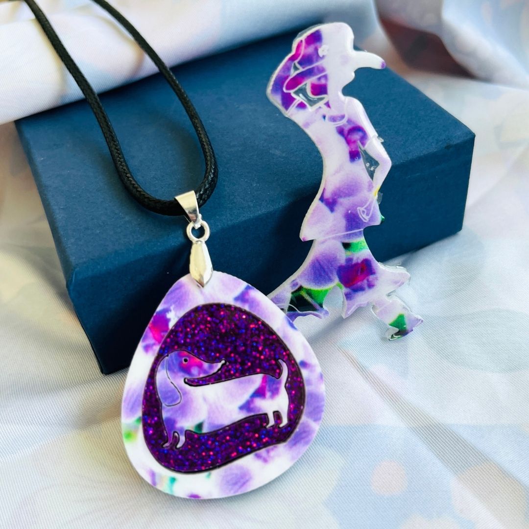 Pink 'Teardrop Dashie' Pendant (FREE Brooch)