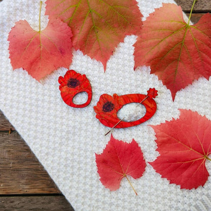 Red Poppy Glasses Brooch