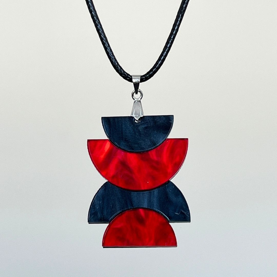 Red & Black 'Alma' Pendant (FREE Brooch)