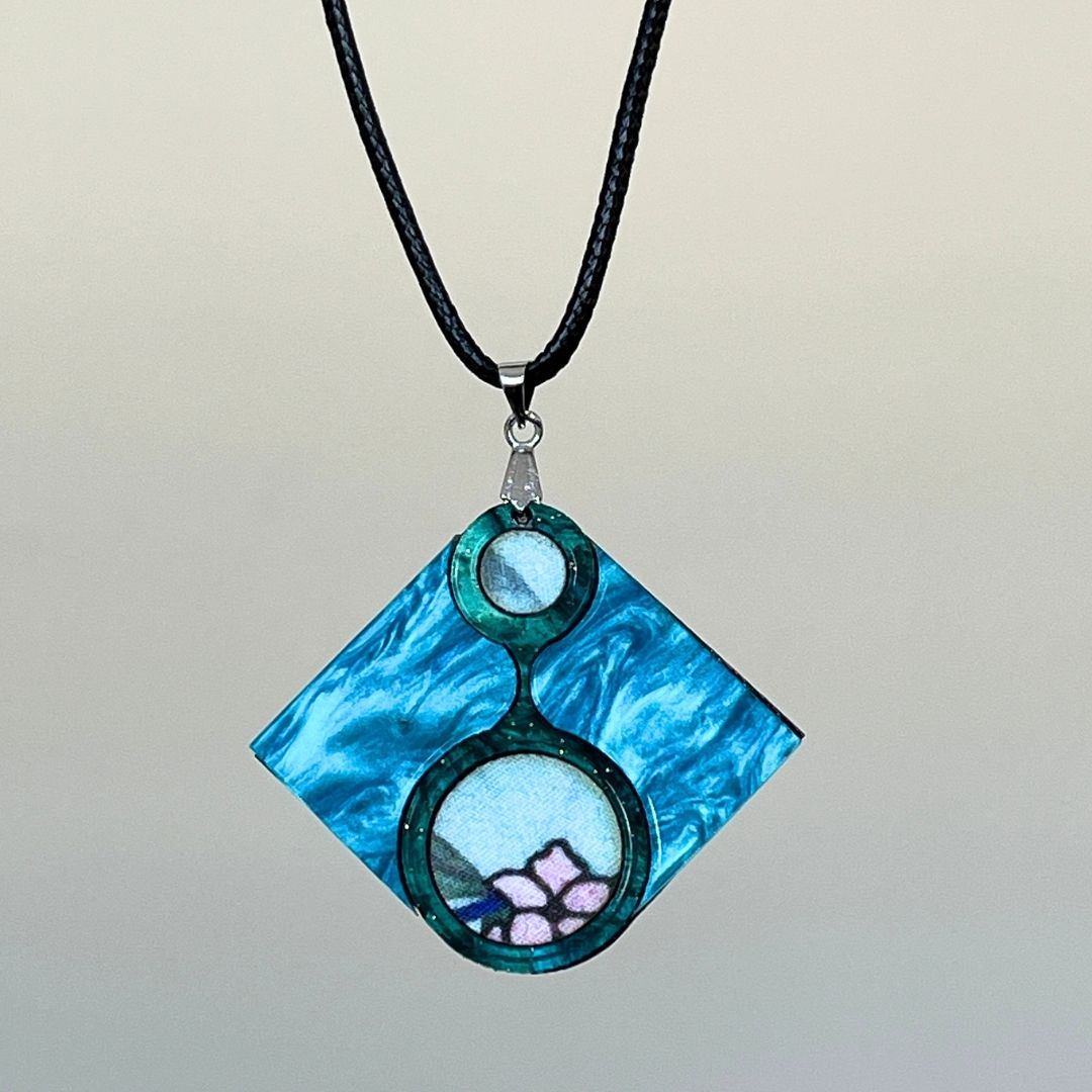 Turquoise 'Jade' Pendant (FREE Brooch)