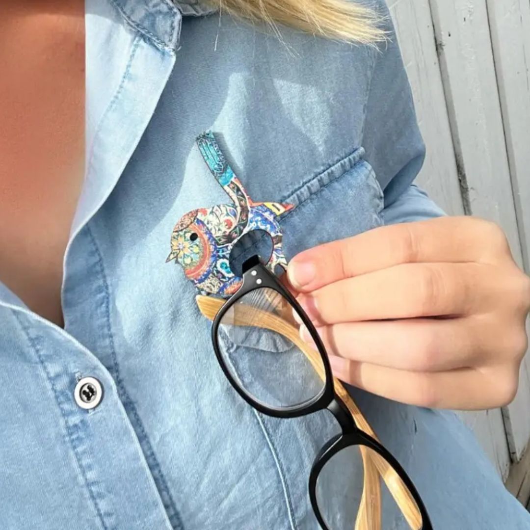 Blue Wren Glasses Brooch (7 Colors)